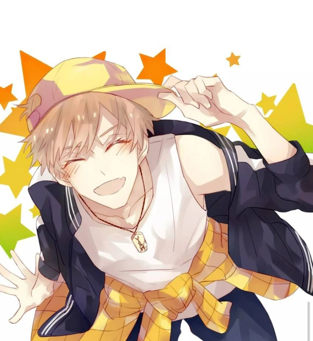 Hoàng Thiếu Thiên cười nhẹ nhàng tỏa vẻ thư thái