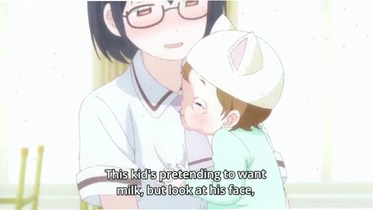 Em bé Mafia thích ngực Kasumi trong Asobi Asobase
