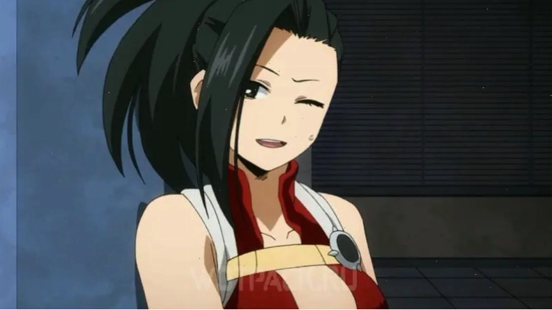 Momo Yaoyorozu lớp trưởng lớp 1-A