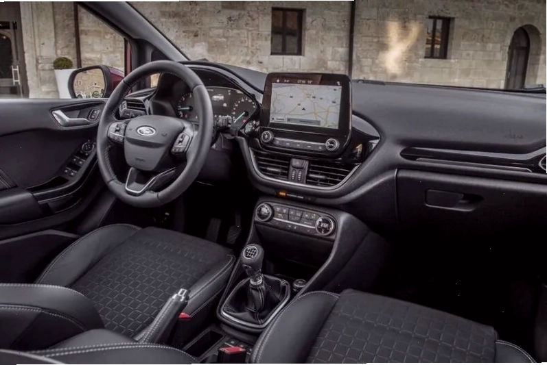 Nội thất xe Ford Fiesta với các trang bị tiện nghi